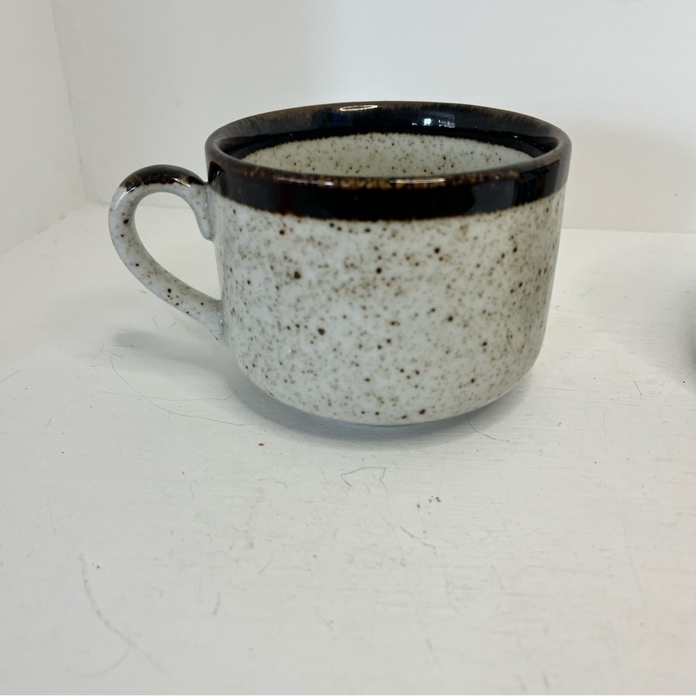 Vintage German Floral Ceramic Mugs Set - Brown and White - Picture 8 of 12